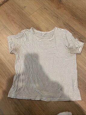 American Eagle Outfitters White Tee with Black Stripes